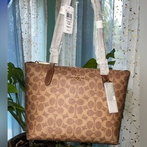 Coach Fiona Tote Bag